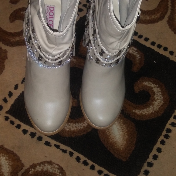 Some brand new boots never been world for women - Picture 5 of 6